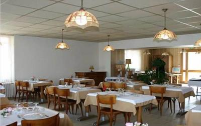 Local d'activités - 560 m² - 21 pièces