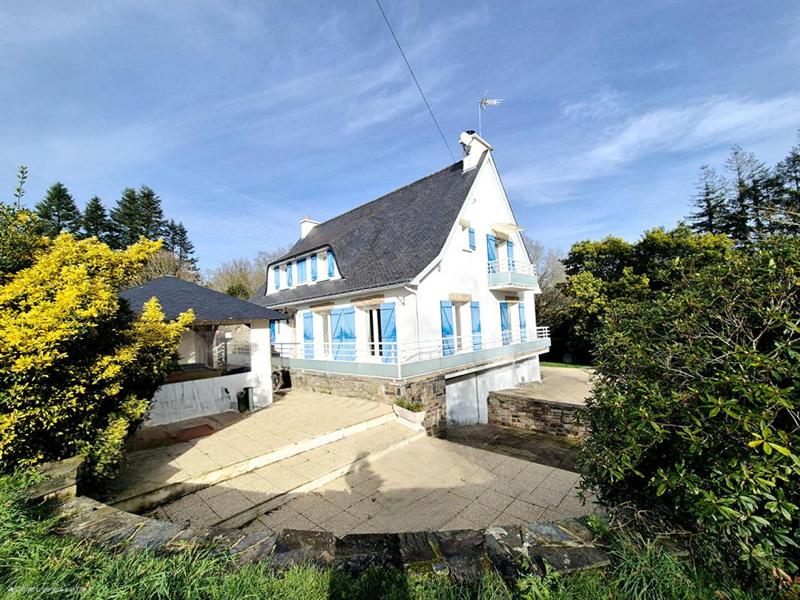 Maison - 162 m² - 6 pièces