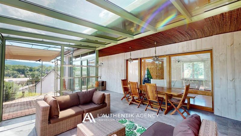 Maison - 146 m² - 6 pièces