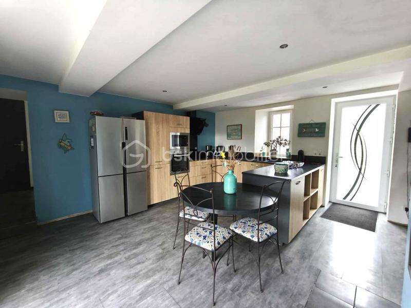 Maison en pierre - 189 m² - 7 pièces