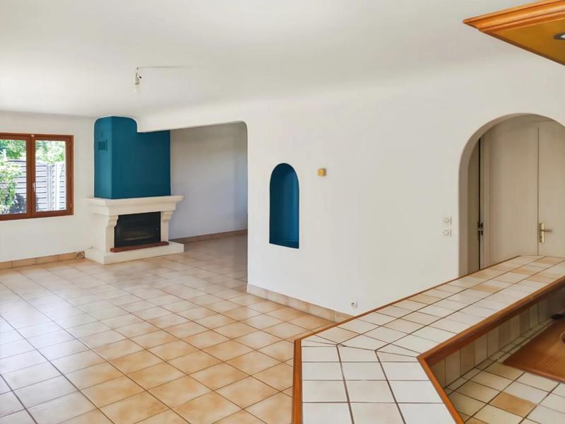 Maison - 220 m² - 7 pièces