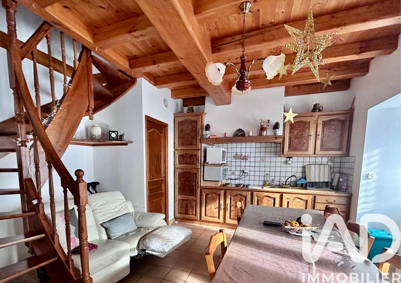 Maison de village - 88 m² - 7 pièces