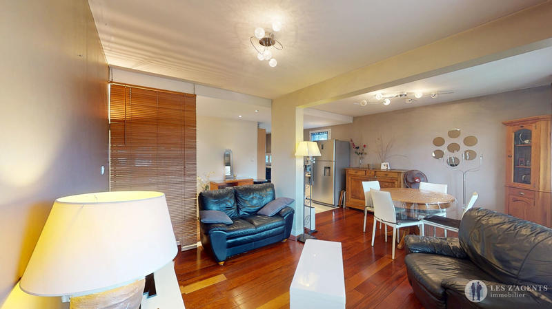 Appartement - 80 m² - 4 pièces