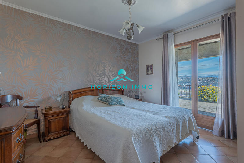 Villa - 136 m² - 6 pièces