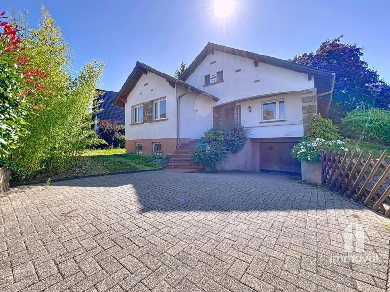 Maison - 180 m² - 5 pièces