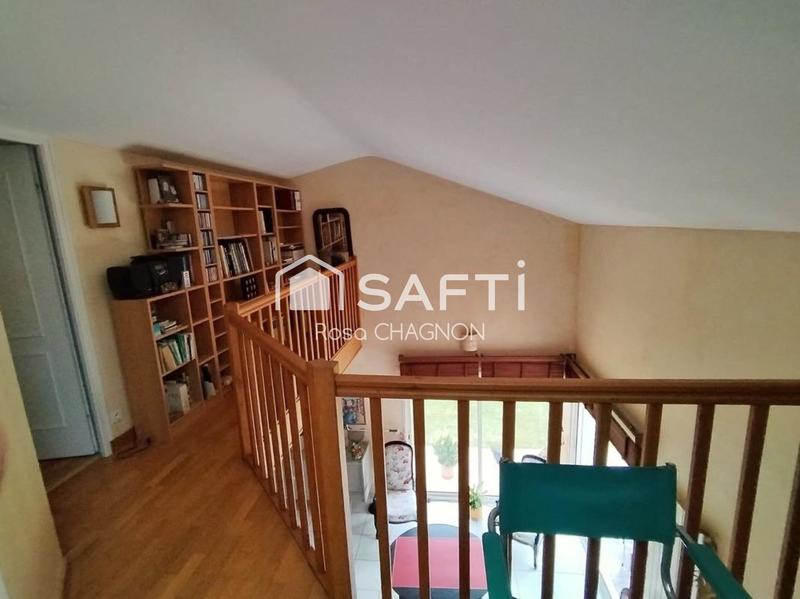 Maison - 224 m² - 11 pièces