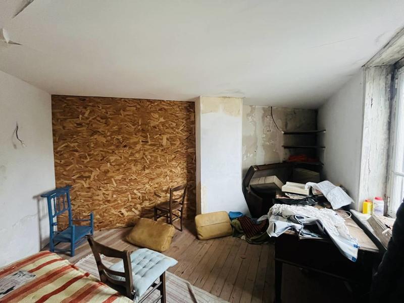 Maison - 99 m² - 6 pièces