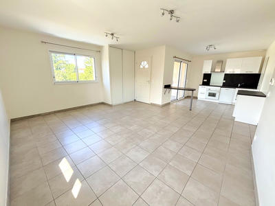 Appartement - 81 m² - 4 pièces