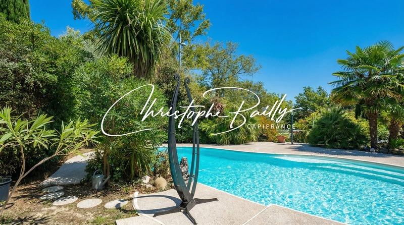 Villa - 195 m² - 8 pièces