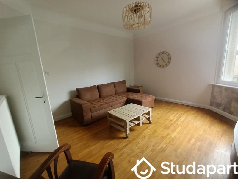 Appartement - 80 m² - 3 pièces