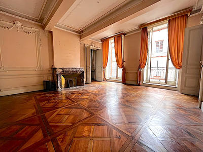 Immeuble - 750 m² - 16 pièces