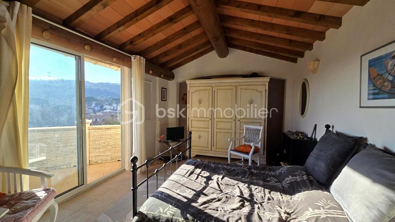 Villa - 156 m² - 6 pièces