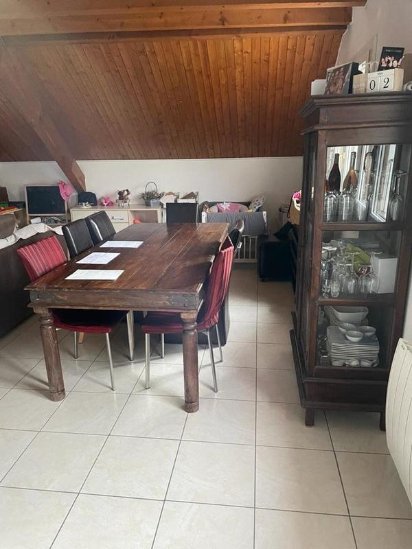 Appartement - 181 m² - 6 pièces