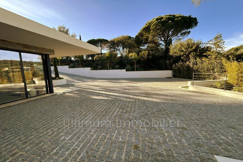 Villa - 380 m² - 7 pièces