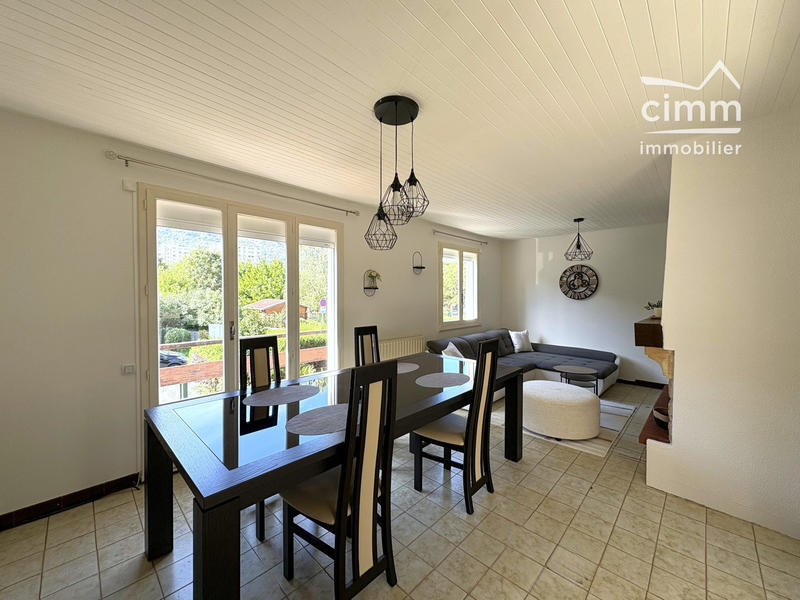 Maison - 103 m² - 5 pièces