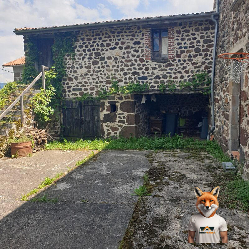 Maison - 95 m² - 6 pièces