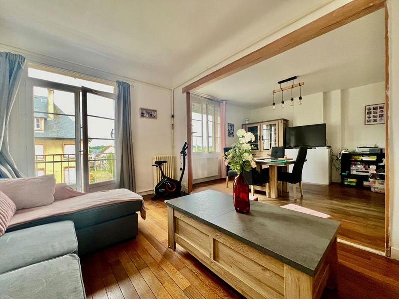 Appartement - 81 m² - 4 pièces