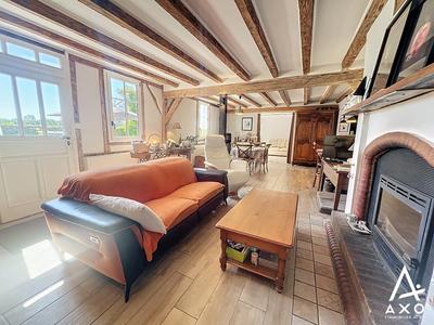 Maison - 104 m² - 4 pièces