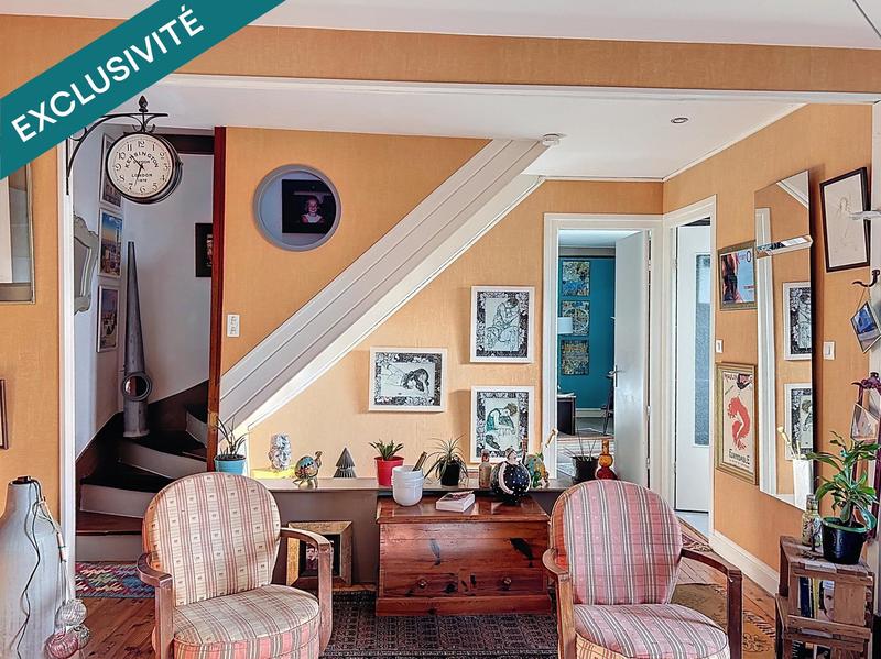 Maison - 207 m² - 7 pièces