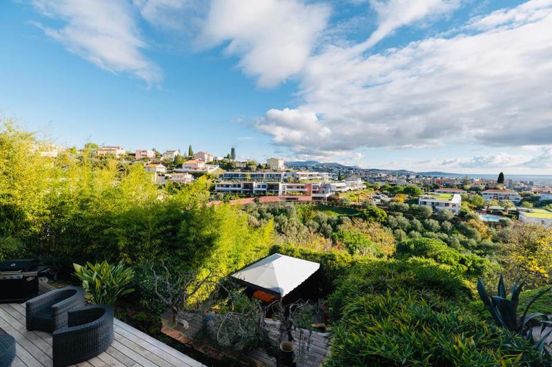 Duplex - 93 m² - 4 pièces