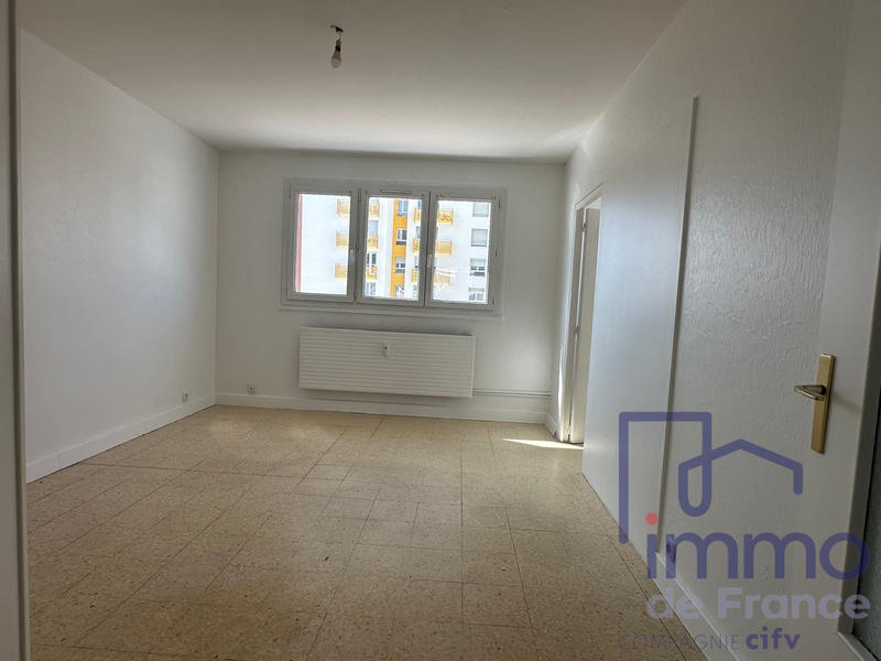 Appartement - 70 m² - 4 pièces