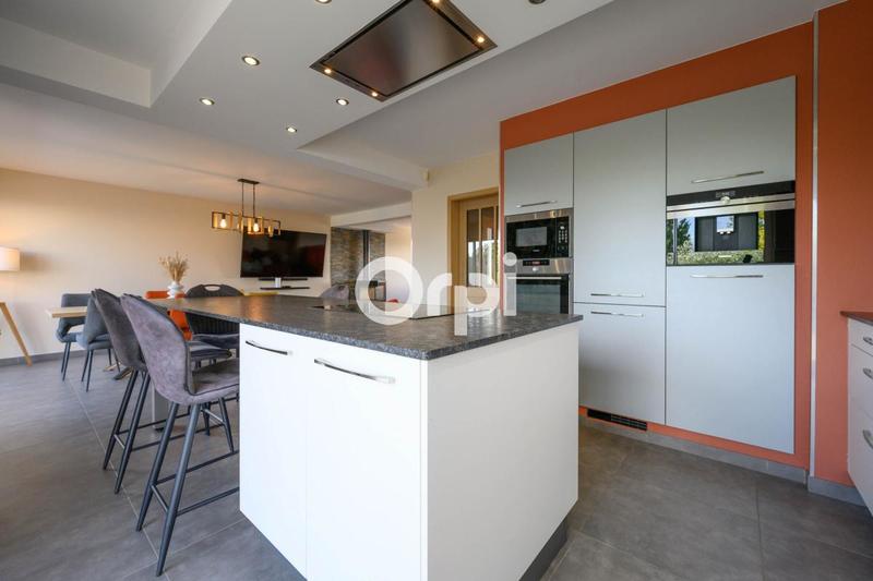 Maison - 158 m² - 6 pièces