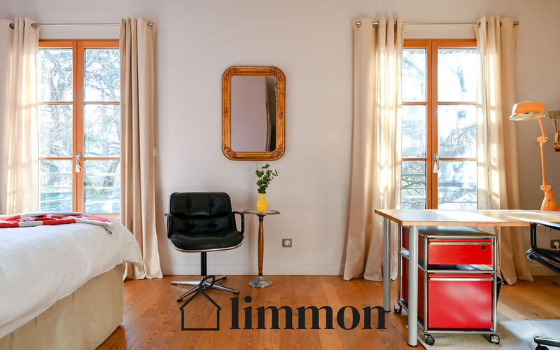 Maison - 204 m² - 6 pièces