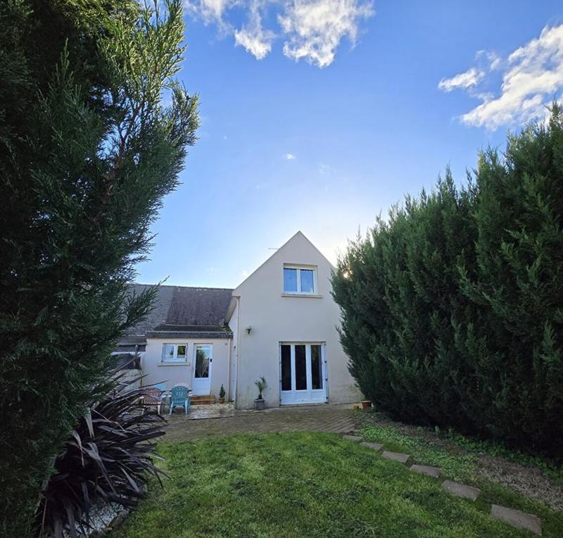 Maison traditionnelle - 100 m² - 5 pièces