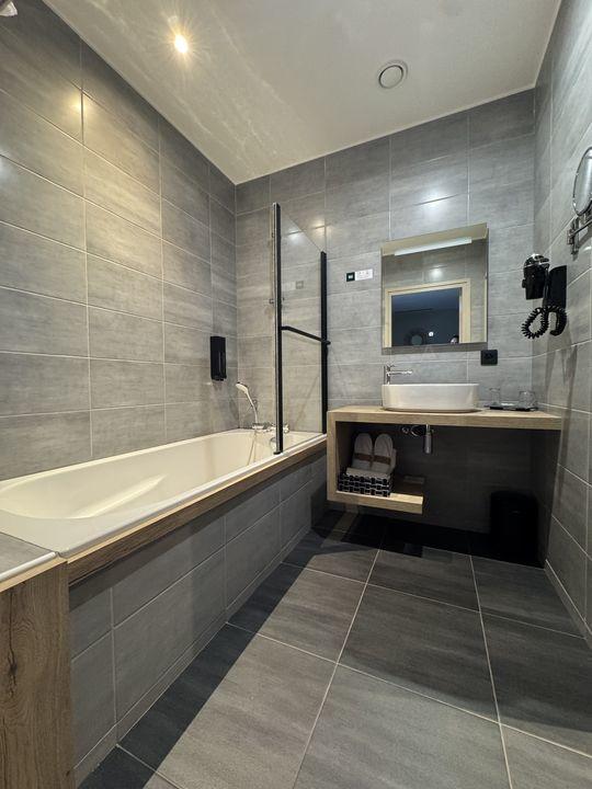 Bureau - 2 000 m² - 22 pièces