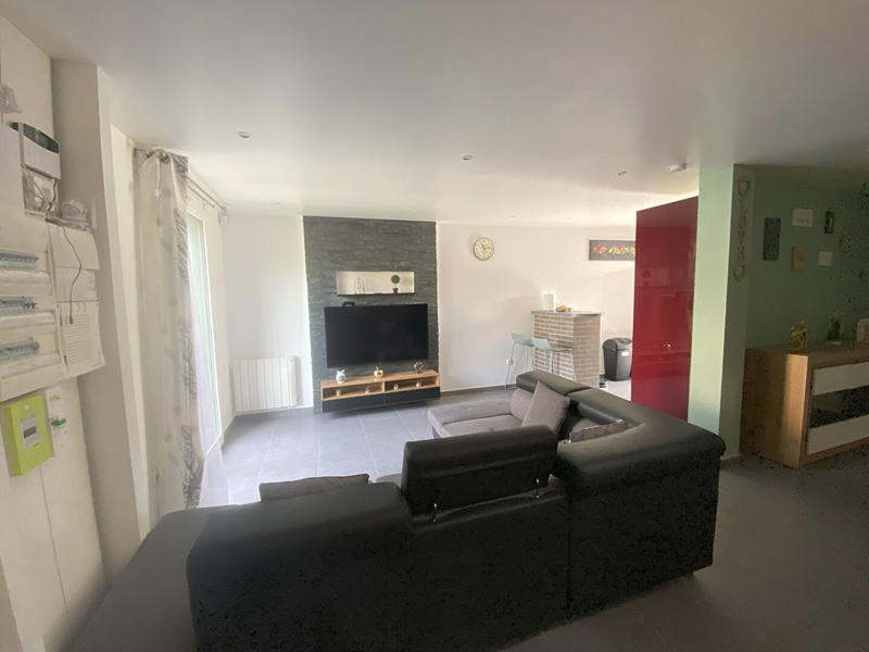 Maison - 80 m² - 5 pièces