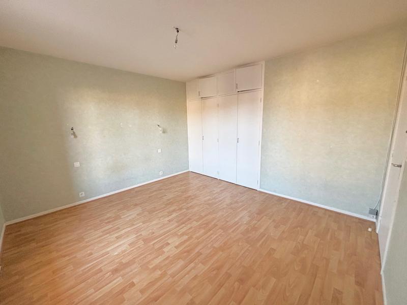 Maison - 99 m² - 5 pièces