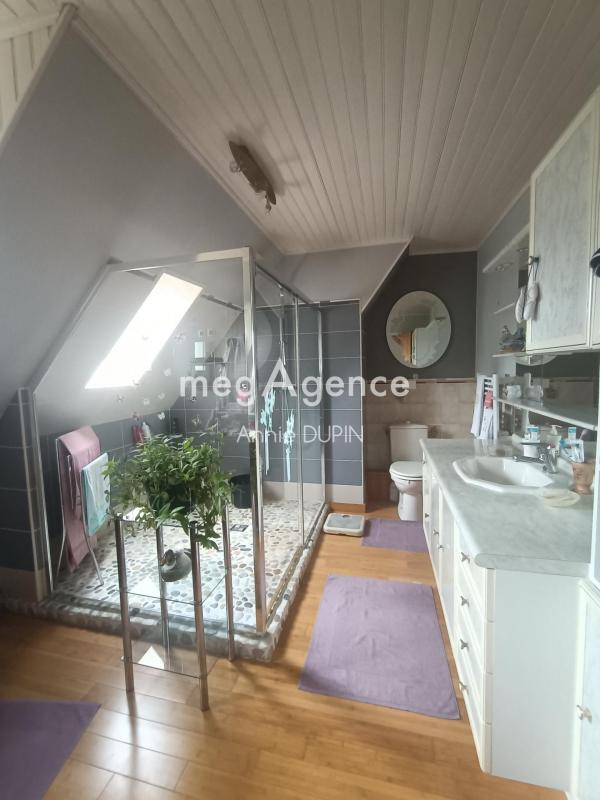 Maison traditionnelle - 135 m² - 6 pièces