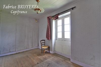 Maison - 138 m² - 7 pièces