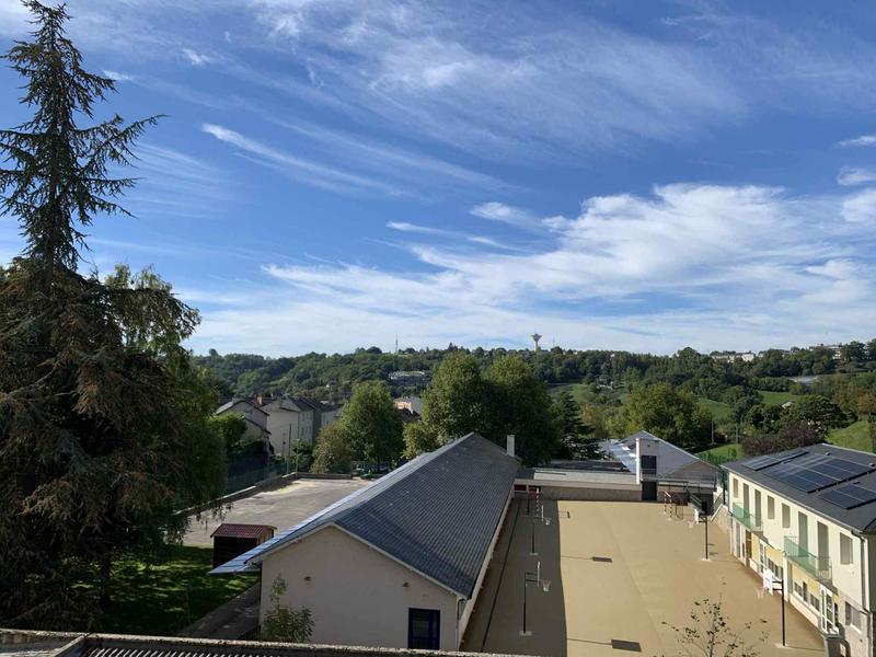 Appartement - 100 m² - 4 pièces