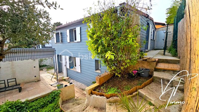 Maison - 102 m² - 5 pièces