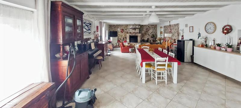 Longère - 171 m² - 5 pièces