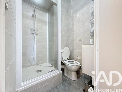 Appartement - 77 m² - 5 pièces