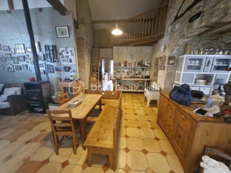 Longère - 350 m² - 15 pièces