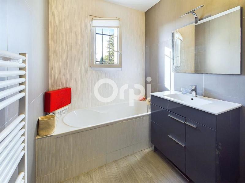 Villa - 110 m² - 5 pièces