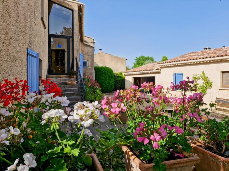 Propriété - 390 m² - 14 pièces