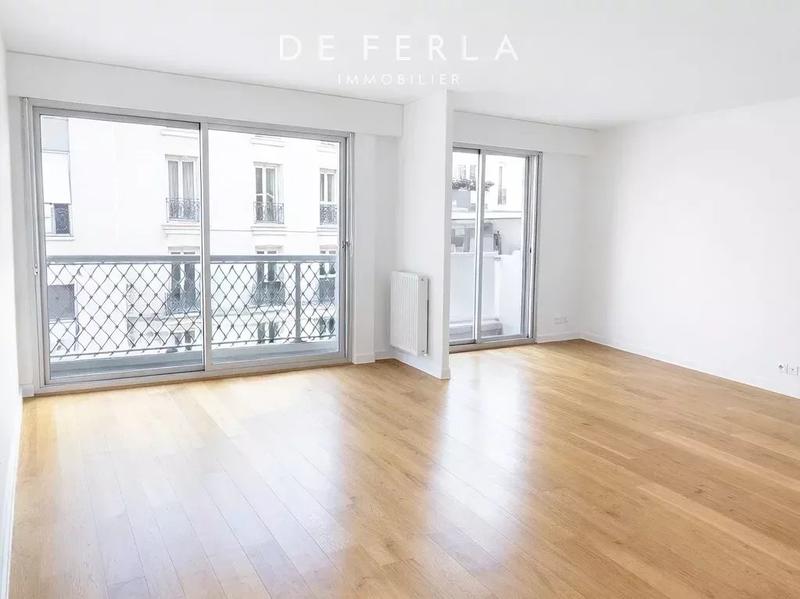 Appartement - 100 m² - 5 pièces