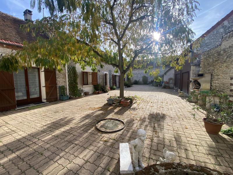 Ferme - 225 m² - 7 pièces