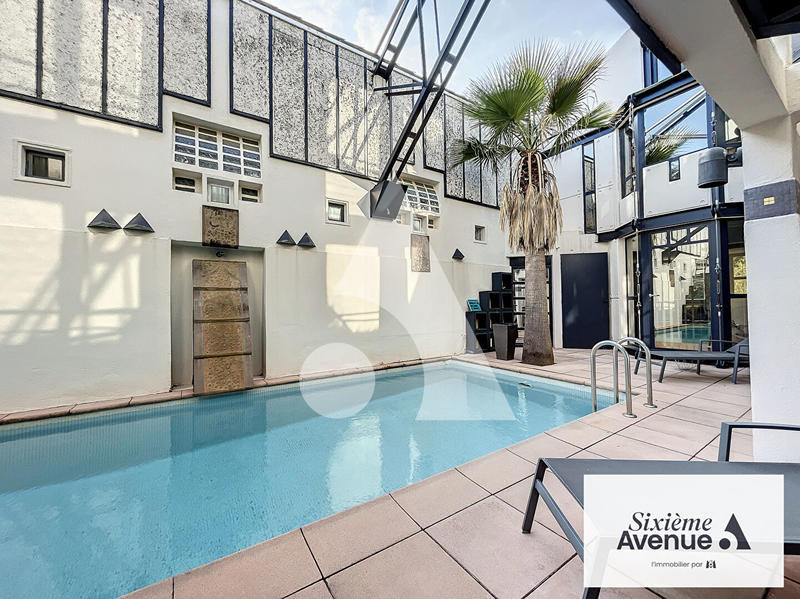 Appartement - 179 m² - 5 pièces