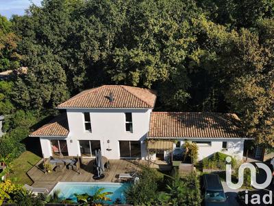 Maison - 128 m² - 4 pièces