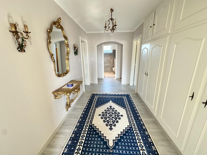 Maison - 211 m² - 8 pièces