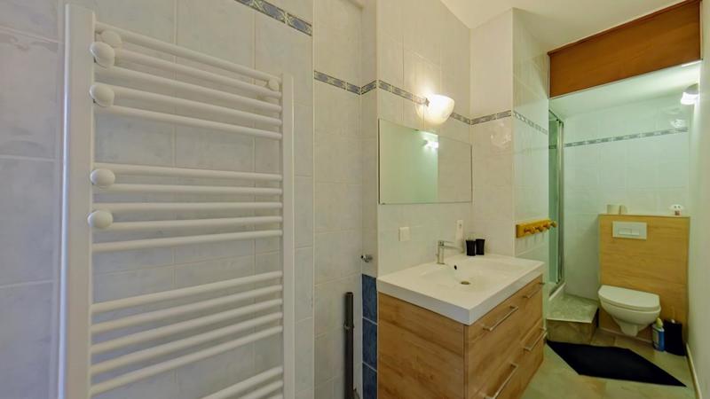 Mas - 463 m² - 19 pièces