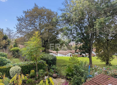 Appartement - 79 m² - 3 pièces