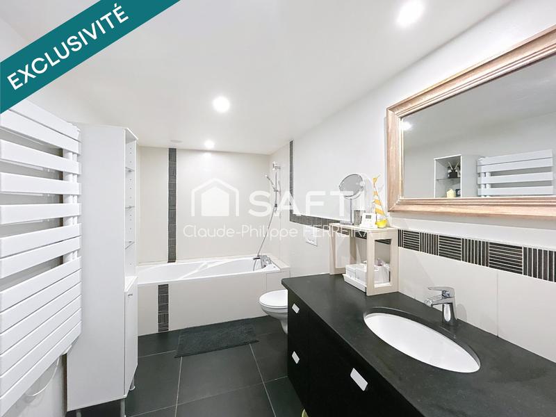 Appartement - 260 m² - 10 pièces