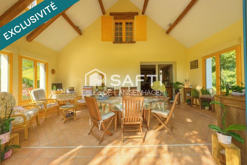 Maison - 225 m² - 10 pièces