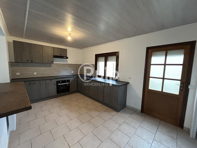 Maison - 98 m² - 4 pièces